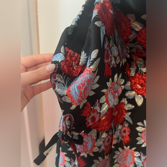 Lovers + Friends Allie Black Red Blue Floral Metallic Mini Off Shoulder Dress - Picture 7 of 8